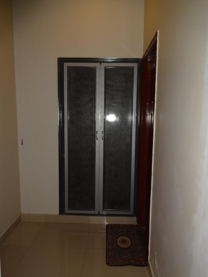 Hotel Sky Towers Karachi Exterior photo